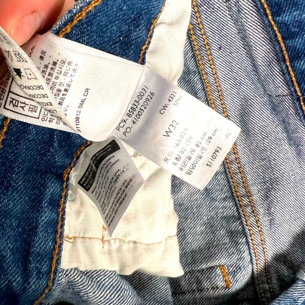 Levi shorts